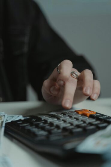 The-_Legacy-Debt_-Audit_-Identifying-the-3-Oldest-Risks-in-Your-Server-Room-scaled.jpg